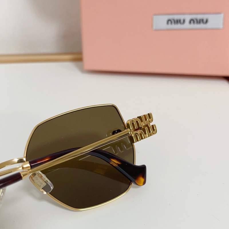 MIU MIU MOD：MU57ZS Size：58口18 145