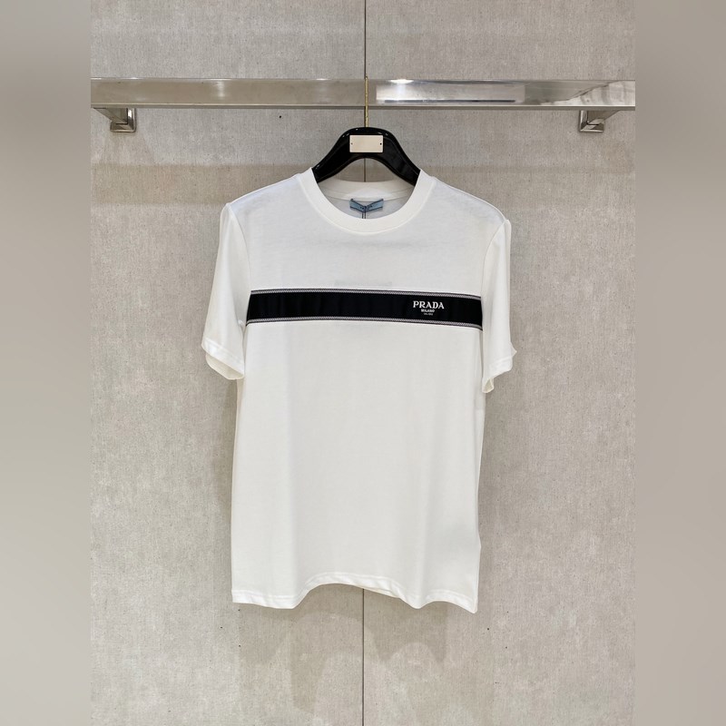 普拉達(dá) Prada 25ss春夏新款首發(fā)專(zhuān)櫃最新款短袖圓領(lǐng)T恤 高端訂制 設(shè)計(jì)前