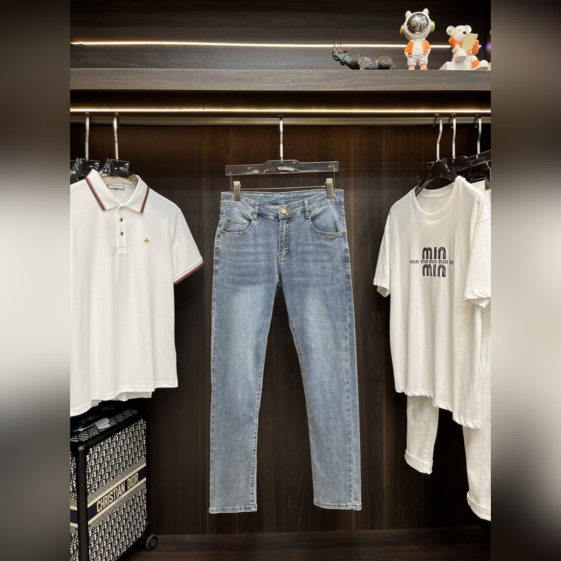 Prada 2025春季獨家專供新款秘 普拉達潮男時尚休閑牛仔褲，春季新款褲子