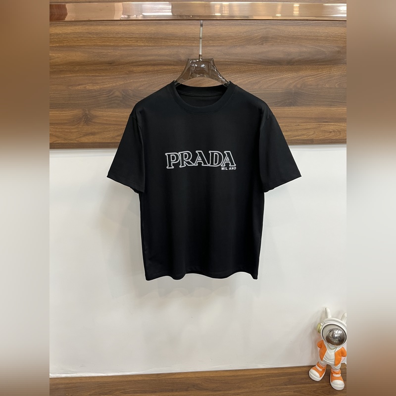 Prada 獨家專供秋季新款 普拉達時尚休閑圓領短袖，高密度320克純棉面料，