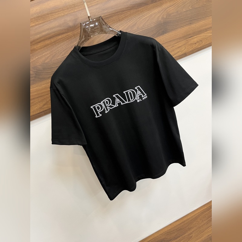 Prada 獨家專供秋季新款 普拉達時尚休閑圓領短袖，高密度320克純棉面料，