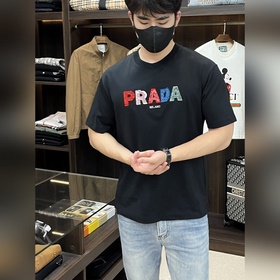 Prada 獨家專供春季新款 普拉達時尚休閑圓領短袖，純棉面料原單工藝高端歐版原