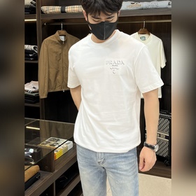Prada 獨家專供春季新款 普拉達時尚休閑圓領短袖，純棉面料原單工藝高端歐版原