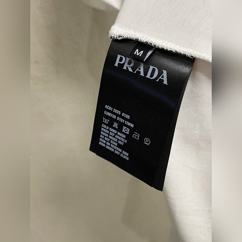 普拉達 Prada 25ss春夏新款首發專櫃最新款短袖圓領T恤 高端訂制 設計前