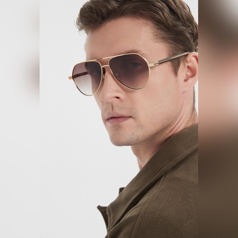 PRADA MODEL：PR B116S SIZE：61口14-145