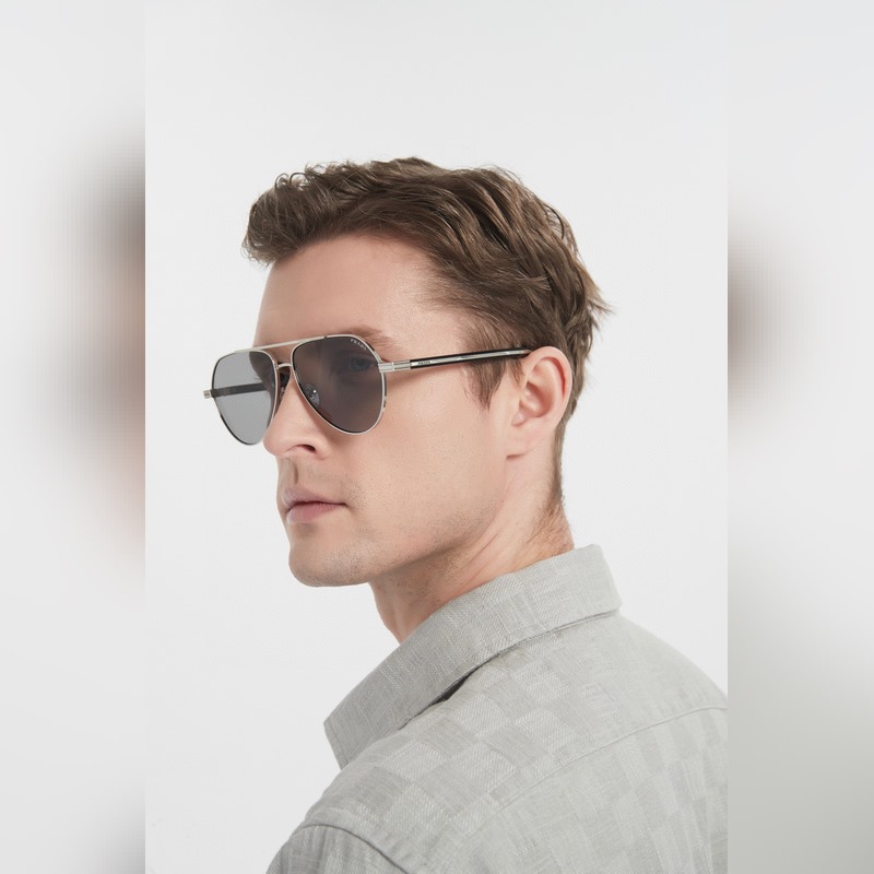 PRADA MODEL：PR B116S SIZE：61口14-145