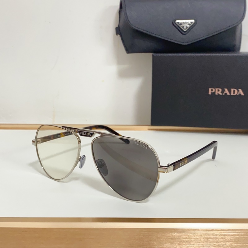 PRADA MODEL：PR A88XS SIZE：57口15-145