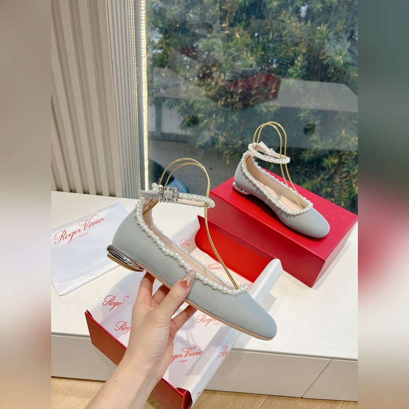 G988所見即所得 原單代購品質VALENTINO華倫天奴經典2025春夏VLO