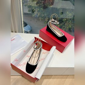 G988所見(jiàn)即所得 原單代購(gòu)品質(zhì)VALENTINO華倫天奴經(jīng)典2025春夏VLO