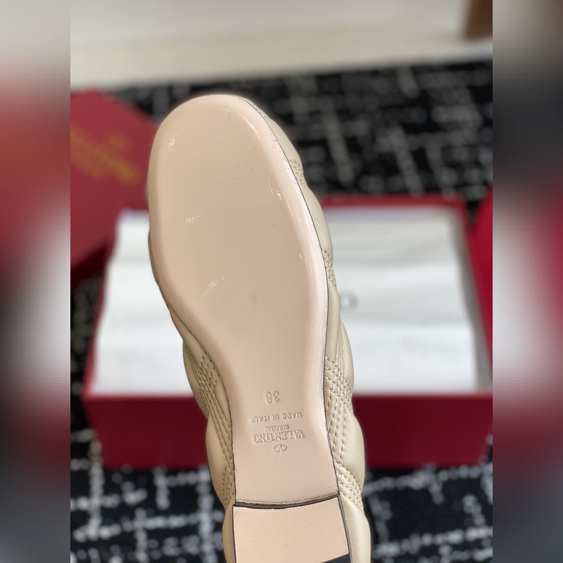 代購級 Valentino 華倫天奴 25ss 春夏 新款 電繡 芭蕾舞鞋 無