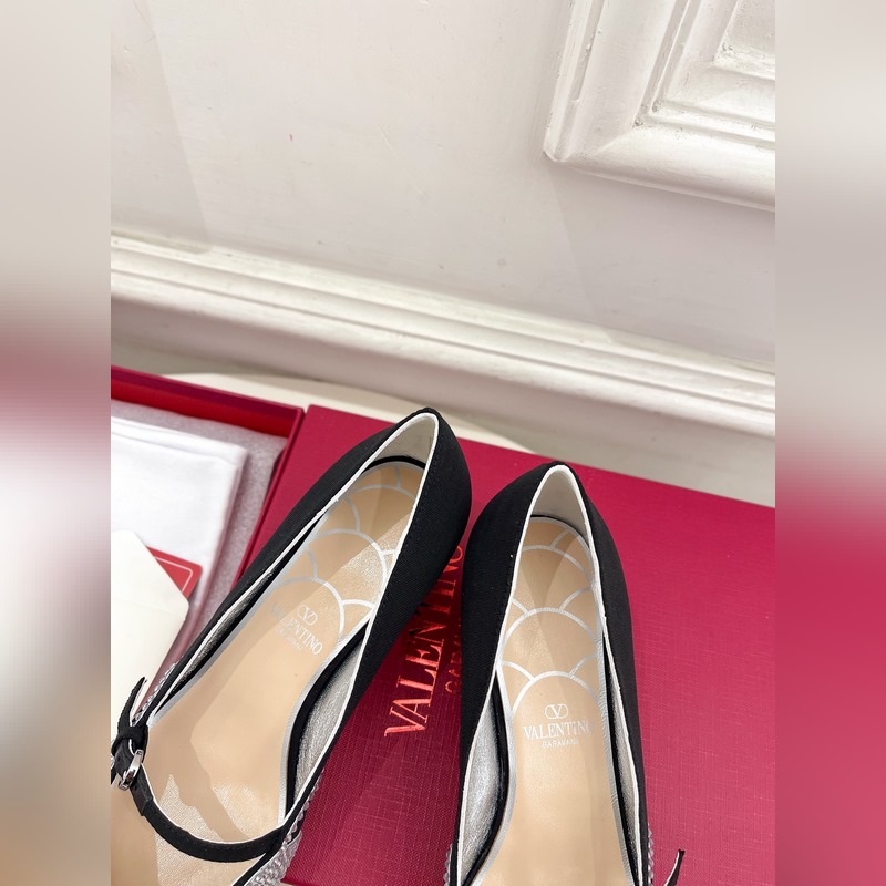 Valentino 華倫天奴 2025ss早春新品 BOWOW綢緞鑽面單鞋上新