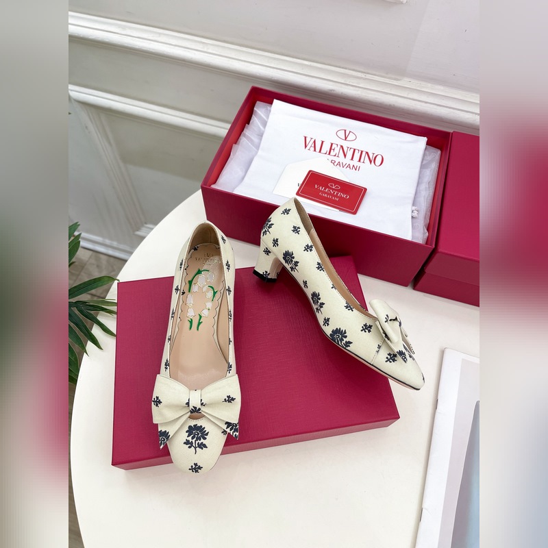 Valentino 華倫天奴 2025ss早春新品 BOWOW 絲質(zhì)花卉印花高跟