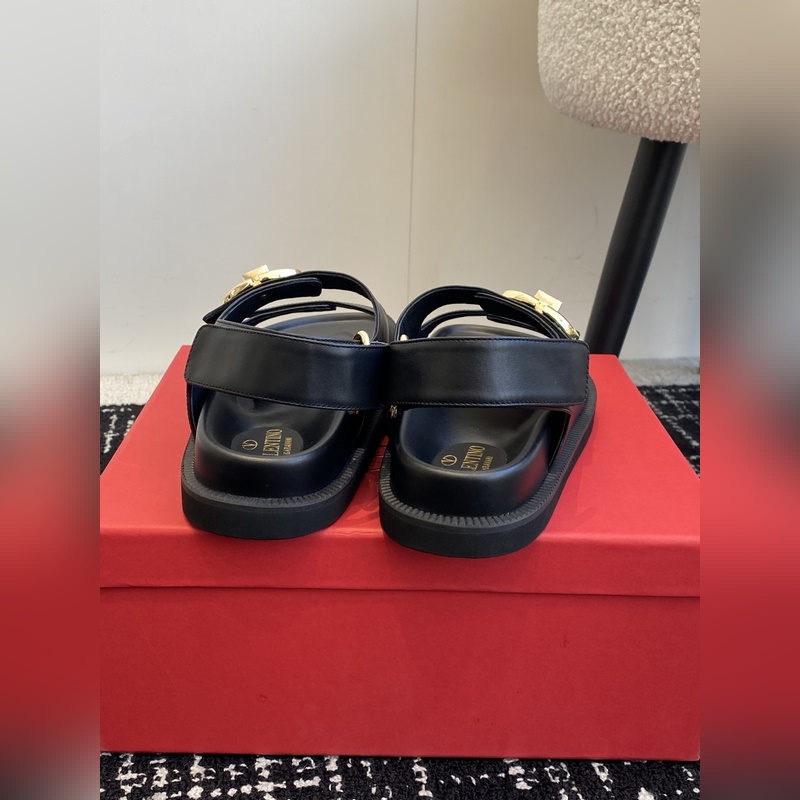 代購級 Valentino 華倫天奴25款大V扣魔術(shù)貼沙灘涼鞋 魔術(shù)貼休閑涼鞋