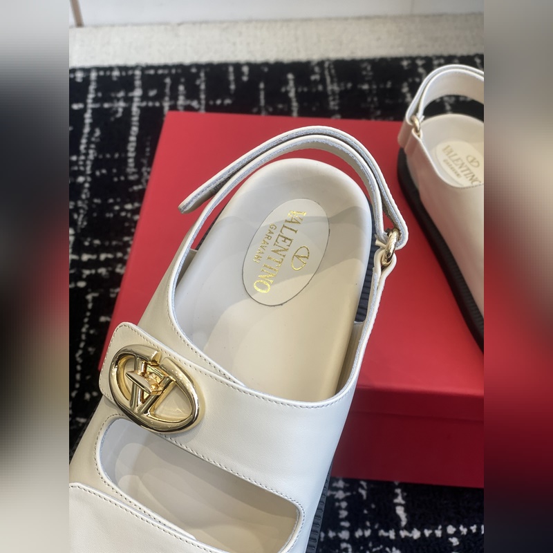 代購(gòu)級(jí) Valentino 華倫天奴25款大V扣魔術(shù)貼沙灘涼鞋 魔術(shù)貼休閑涼鞋