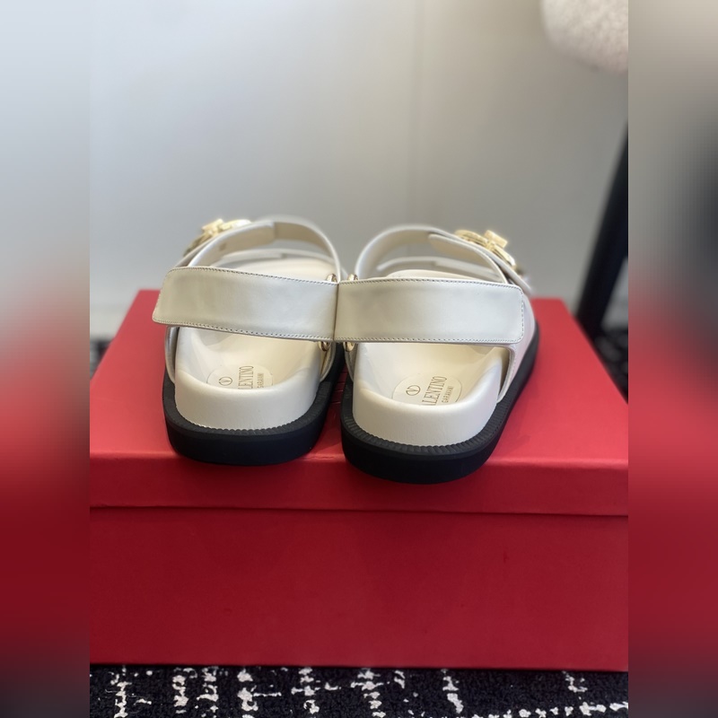 代購(gòu)級(jí) Valentino 華倫天奴25款大V扣魔術(shù)貼沙灘涼鞋 魔術(shù)貼休閑涼鞋