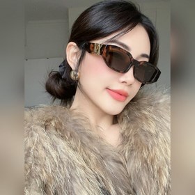 SAINT LAURENT . 新品 SL M88 腿上刻印SAINT LAU