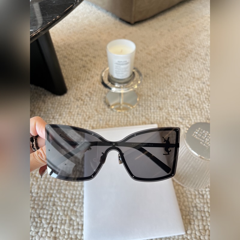 Ysl潮人排隊 YSL M121F 2025上新咯 凹造型絕了 炫酷大貓眼 S