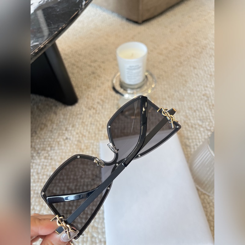 Ysl潮人排隊 YSL M121F 2025上新咯 凹造型絕了 炫酷大貓眼 S