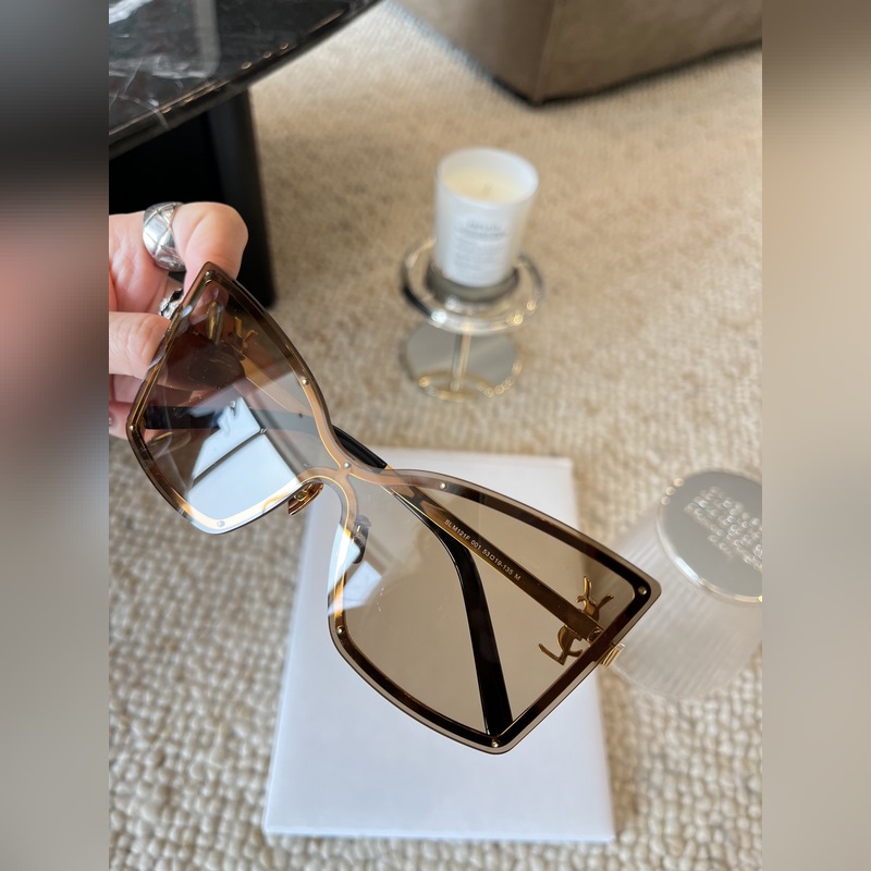 Ysl潮人排隊 YSL M121F 2025上新咯 凹造型絕了 炫酷大貓眼 S