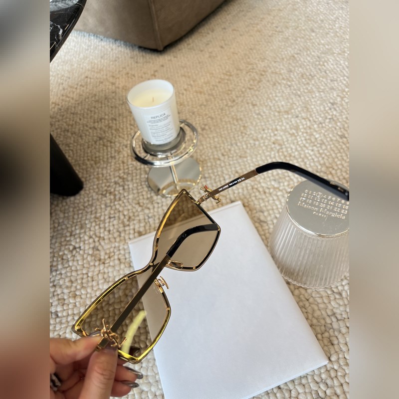 Ysl潮人排隊 YSL M121F 2025上新咯 凹造型絕了 炫酷大貓眼 S