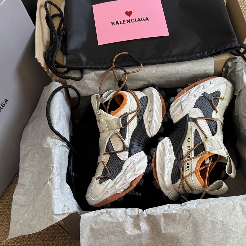 Balenciaga巴黎世家Hike Sneaker情侶款 輪胎鞋 登山鞋 老爹