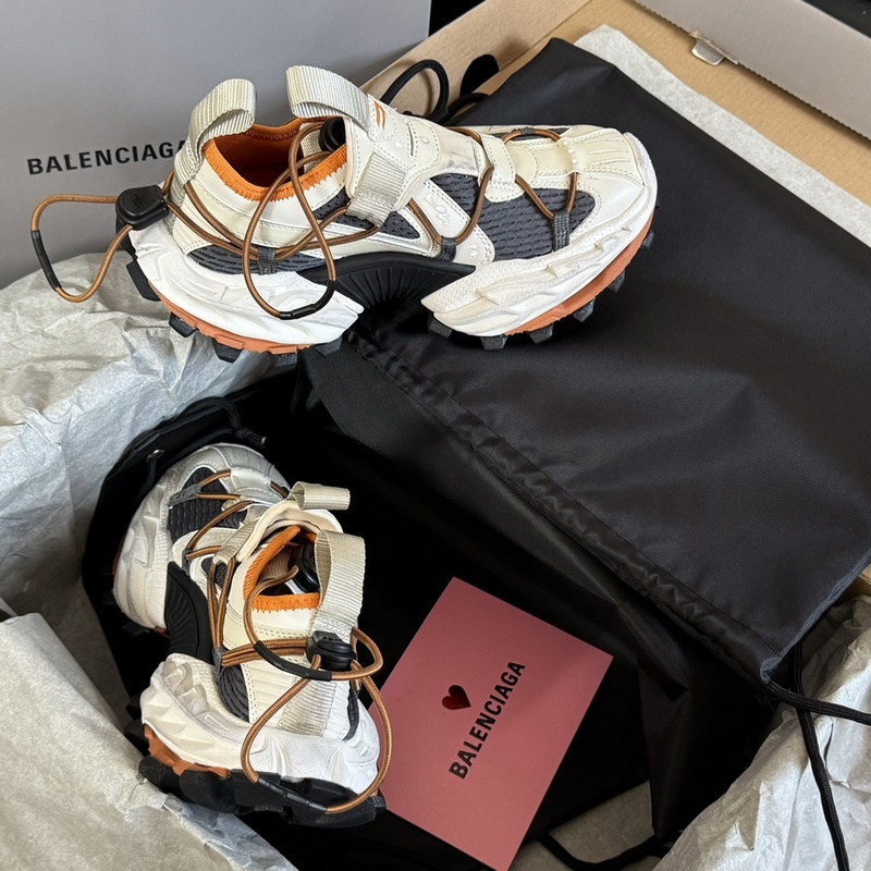 Balenciaga巴黎世家Hike Sneaker情侶款 輪胎鞋 登山鞋 老爹