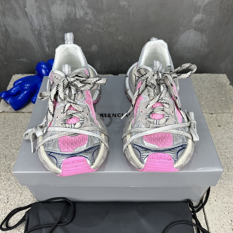 Balenciaga巴黎世家 九代 最新爆款3XL Sneaker系列 情侶款