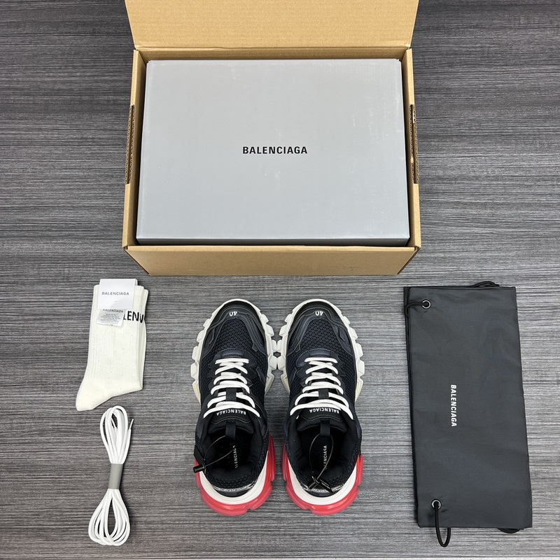 純?cè)姹?無(wú)美人尖 市場(chǎng)天花闆 巴黎世家3.0網(wǎng)面款三代戶外概念鞋 Balenc