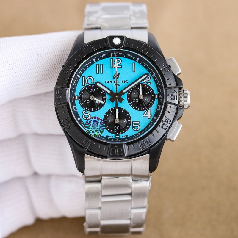 BLS新品：百年靈複仇者B01計(jì)時腕表44 (AVENGER B01 CHRON