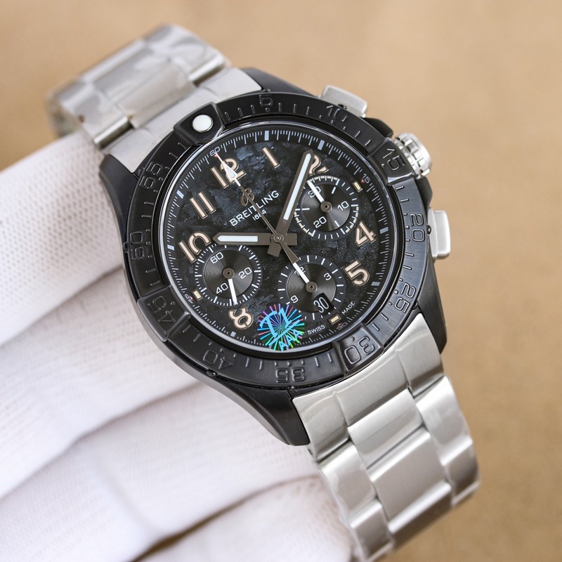 BLS新品：百年靈複仇者B01計時腕表44 (AVENGER B01 CHRON