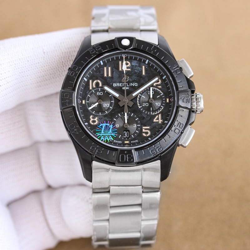 BLS新品：百年靈複仇者B01計時腕表44 (AVENGER B01 CHRON