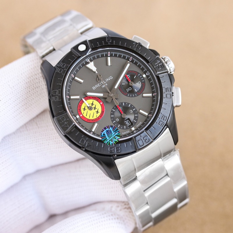 BLS新品：百年靈複仇者B01計時腕表44 (AVENGER B01 CHRON