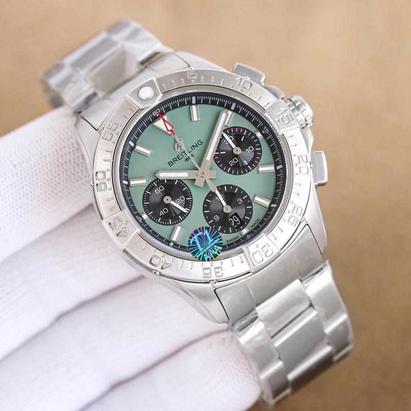 BLS新品：百年靈複仇者B01計時腕表44 (AVENGER B01 CHRON