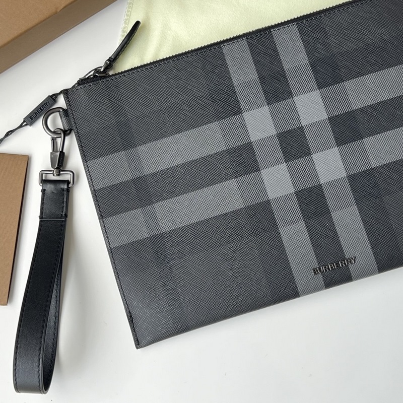 London 格紋拉鍊收納袋 裝飾標志性格紋設計[B 家]原單出品IT~~ 采用