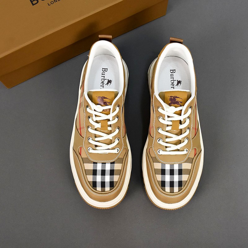 Burberry[巴寶莉]時尚系帶布鞋，鞋面采用透氣布料，橡膠發泡鞋底，男碼39