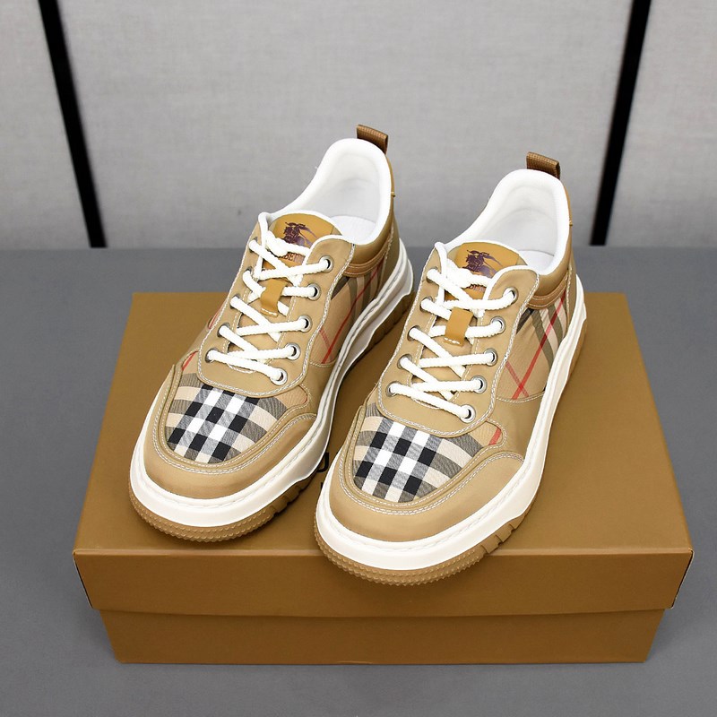 Burberry[巴寶莉]時尚系帶布鞋，鞋面采用透氣布料，橡膠發泡鞋底，男碼39