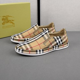 巴寶莉透氣小布鞋，鞋面采用舒適透氣布料，超輕軟橡膠大底。男款39-44(38定做