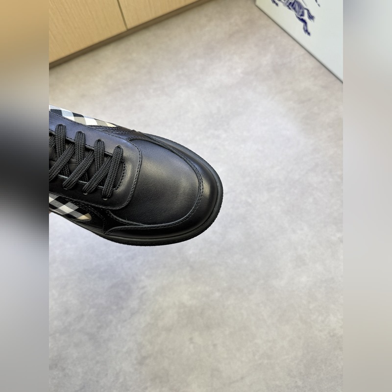 巴寶莉 BURBERRY -高端品質(zhì) 原單 休閑運動闆鞋 -鞋面：進(jìn)口 納帕小牛