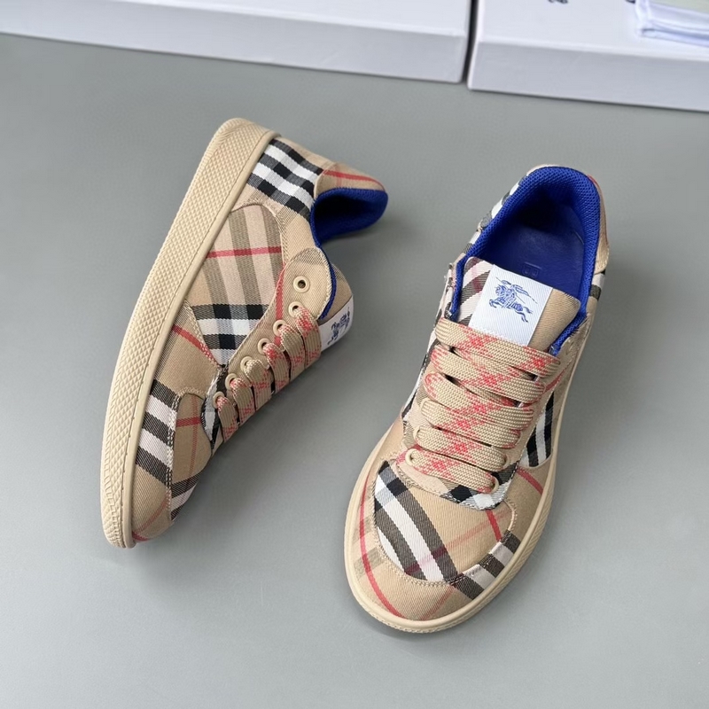 巴寶莉 BURBERRY 380  巴寶莉 BURBERRY 沙色格紋 Te