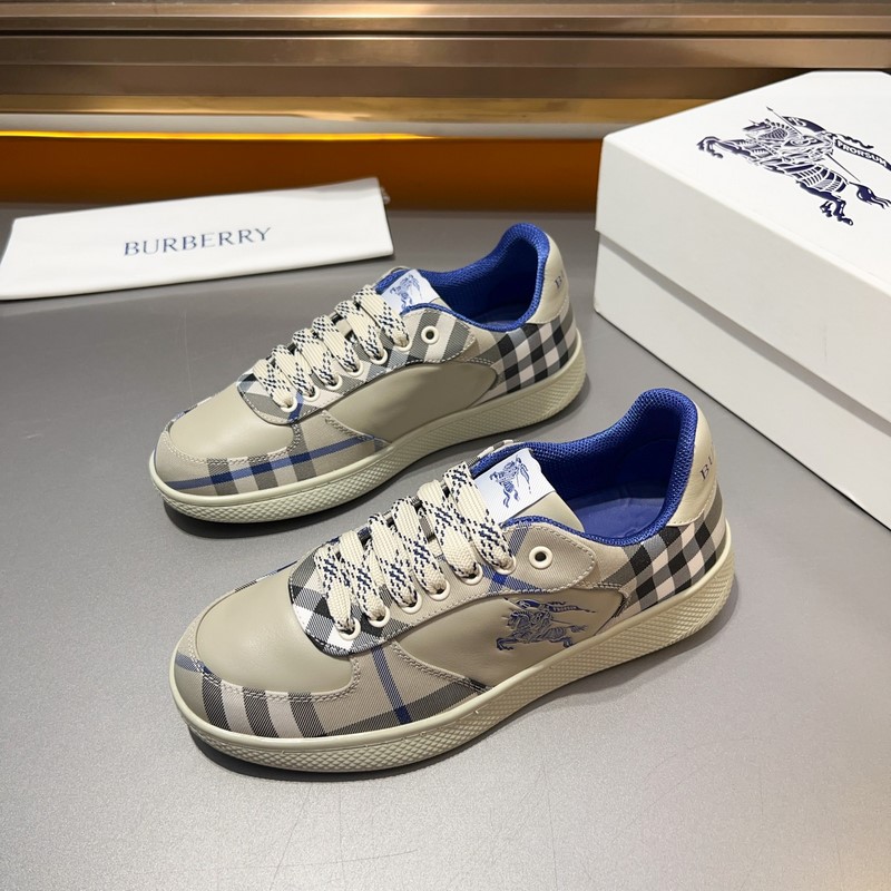 2026Ss男士經典低幫格紋帆布運動鞋，以 Vintage 複古格紋棉材質煥新演