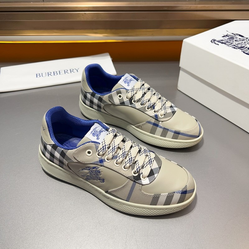 2026Ss男士經典低幫格紋帆布運動鞋，以 Vintage 複古格紋棉材質煥新演