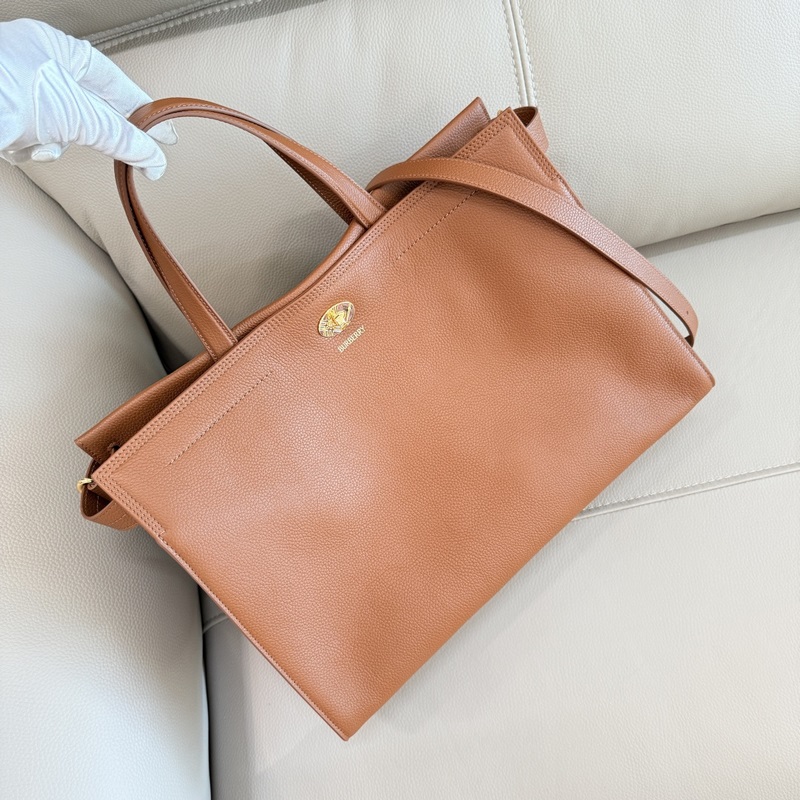 39cm B家新款托特包，用于意大利進口粒紋小牛皮面料打造，搭配棉質混紡內襯，精