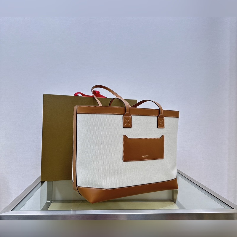 London 托特包複古美膩托特 簡約大氣，實用又乖巧 米色幹淨又耐看 上身滿滿