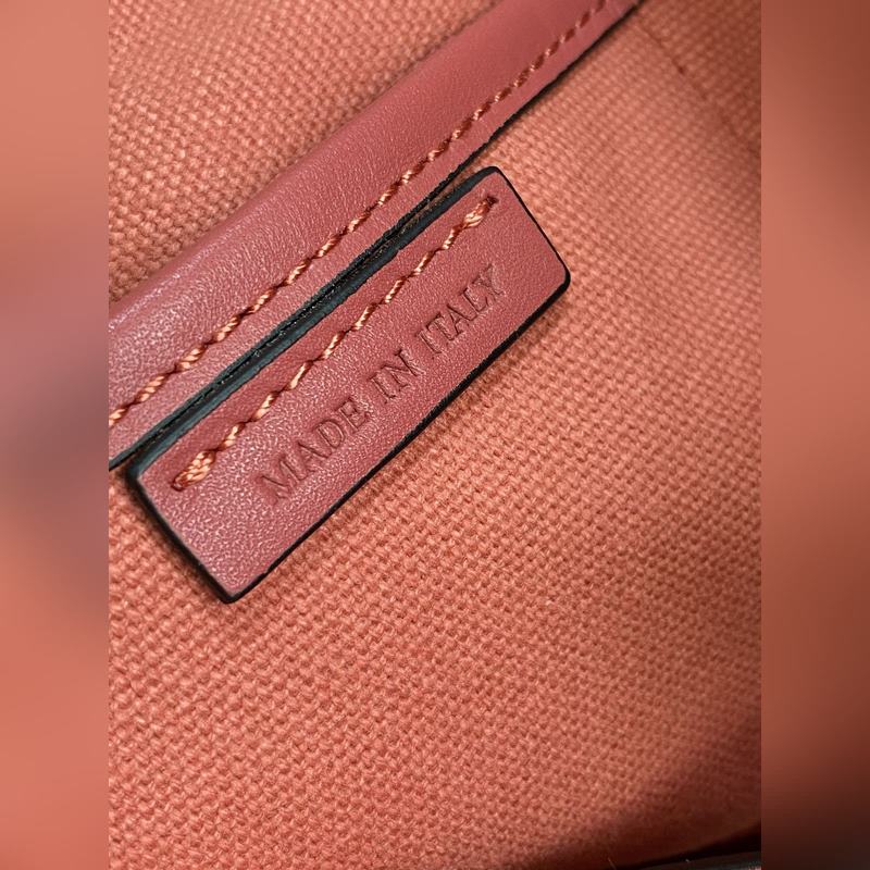 B家隱形戰 馬購物袋 進 口小牛皮配ykk黃銅五金 性價比超高！經典永不落伍的時