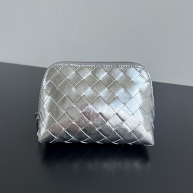 #Bv lntrecciato編織化妝包764044 帶上心愛的化妝包出行叭 采