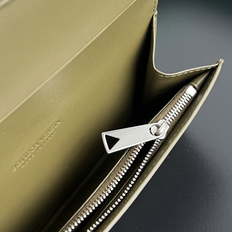 #Bv新款 編織翻蓋長(zhǎng)款錢包 749438 萬(wàn)年經(jīng)常全編織長(zhǎng)錢夾 這款錢包更注重