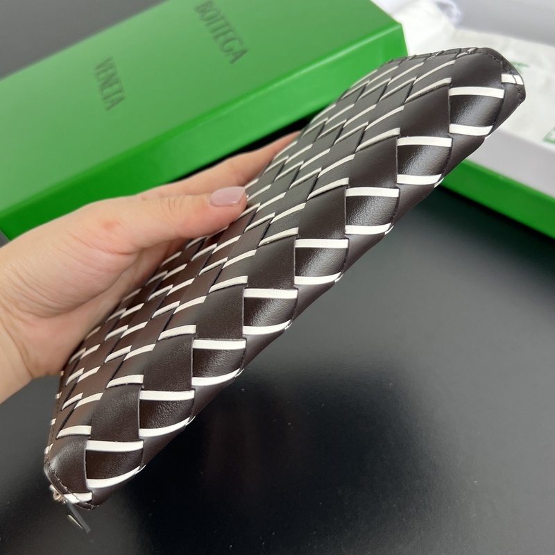 #Bv 男士編織錢包 593217 三種不同顔色牛皮編織制成 柔軟舒適 有質(zhì)感