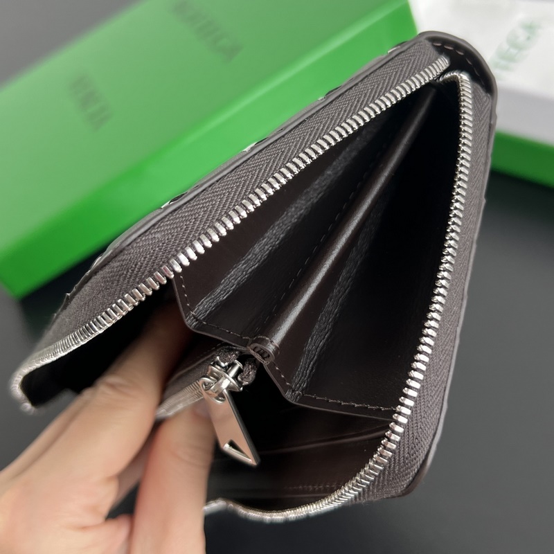 #Bv 男士編織錢包 593217 三種不同顔色牛皮編織制成 柔軟舒適 有質(zhì)感