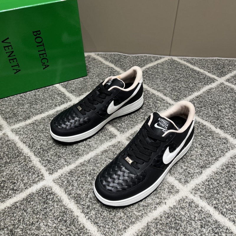 BV X nike聯名男士低幫休閑運動鞋，采用頭層牛皮手工編織工藝，側身聯名Ni