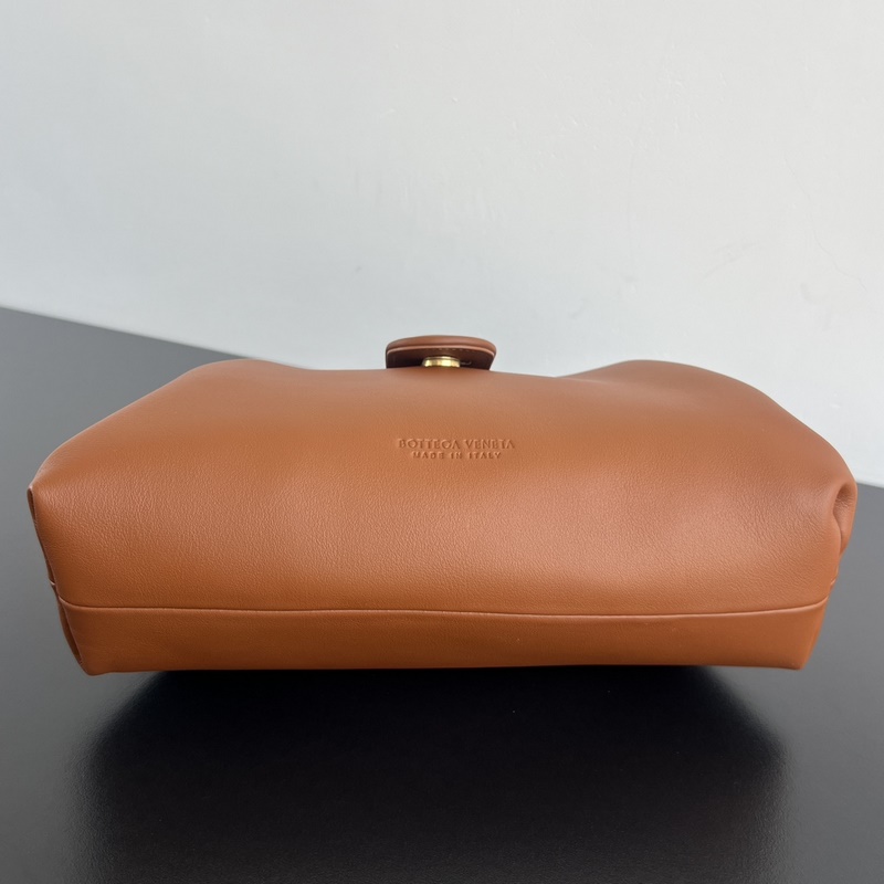 #Bv 新款 Lauren 1980 手拿包 796564 人氣包款 1980年